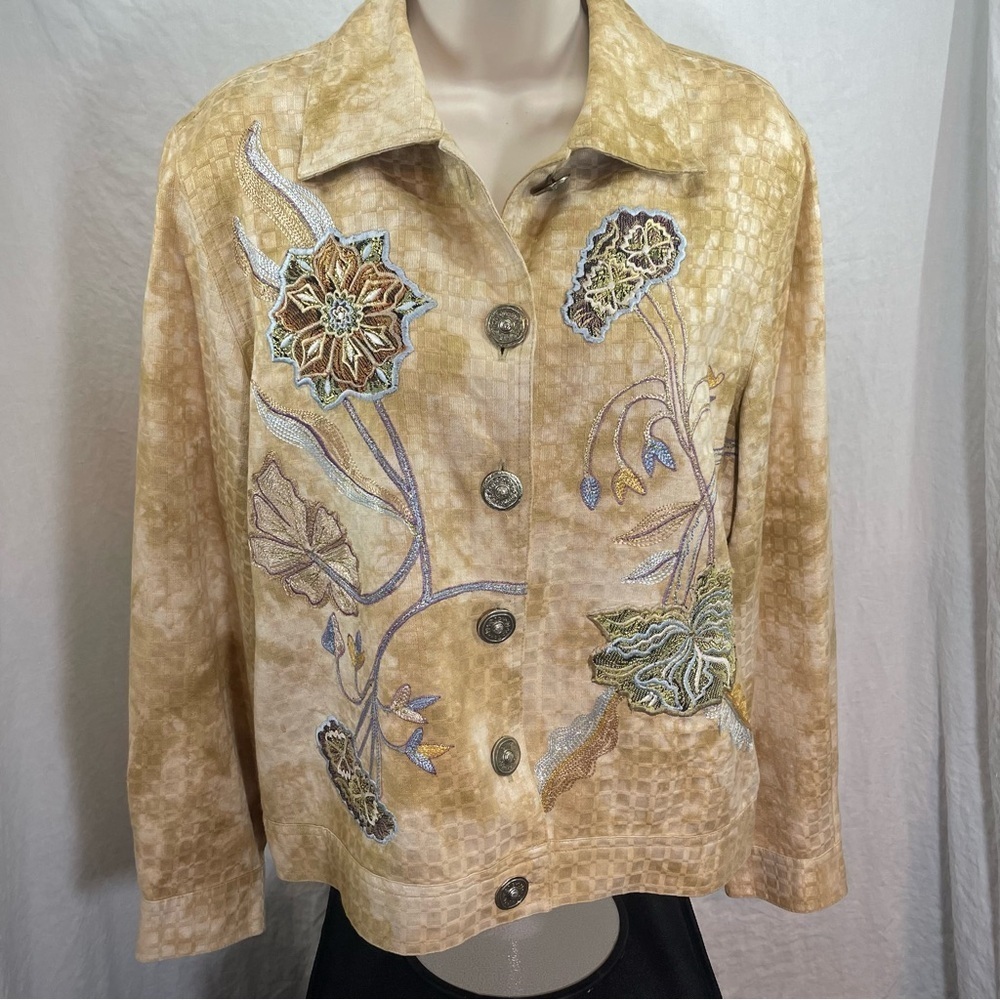 Julia Kim Embroidered womenโs Jacket. Size M. Pre-owned. Floral. Tie-dyed look.